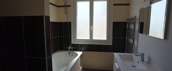 Immeuble réhabilité à Mandelieu