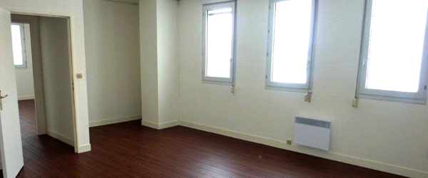 Locaux situés à Ormes